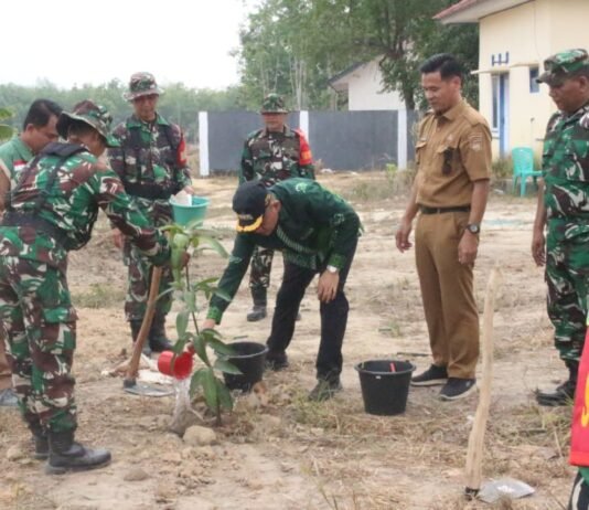 Jalin Sinergi, Bupati dan Seluruh Unsur Pelaksana TMMD Ke-130 Lakukan Penanaman Pohon Secara Bersama
